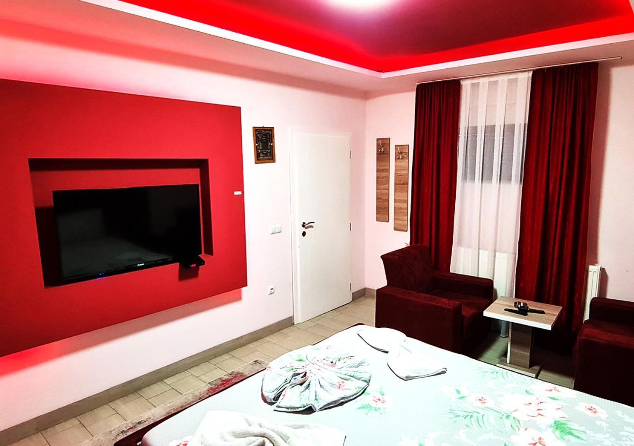 Motel Villa Star Gjilan Экстерьер фото